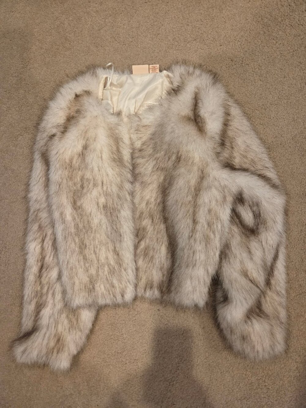 Camila Coelho TJ Maxx NWOT Cream Faux Fur Coat M